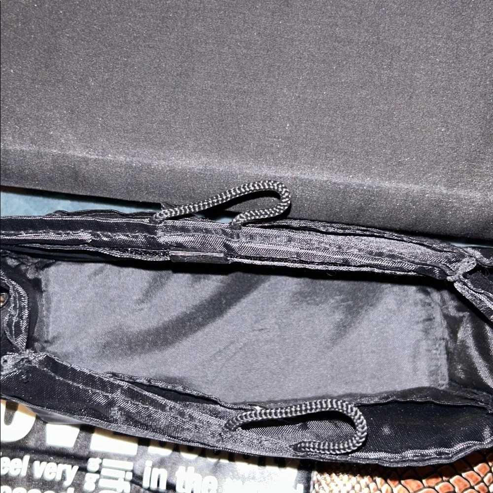 Bundle of medium Miche base bag, strap and four shells.
